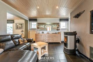 Voor meer info en foto’s, surf naar www.swevers.be – Deze instapklare gelijkvloerse woning in Koersel (Schomstraat 168) biedt met haar 177...