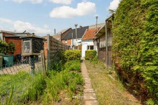 Bent u op zoek naar een woning met potentieel én een uitdagend renovatieproject? Dan is deze woning in de Broekstraat 209 te Hamme zeker een...