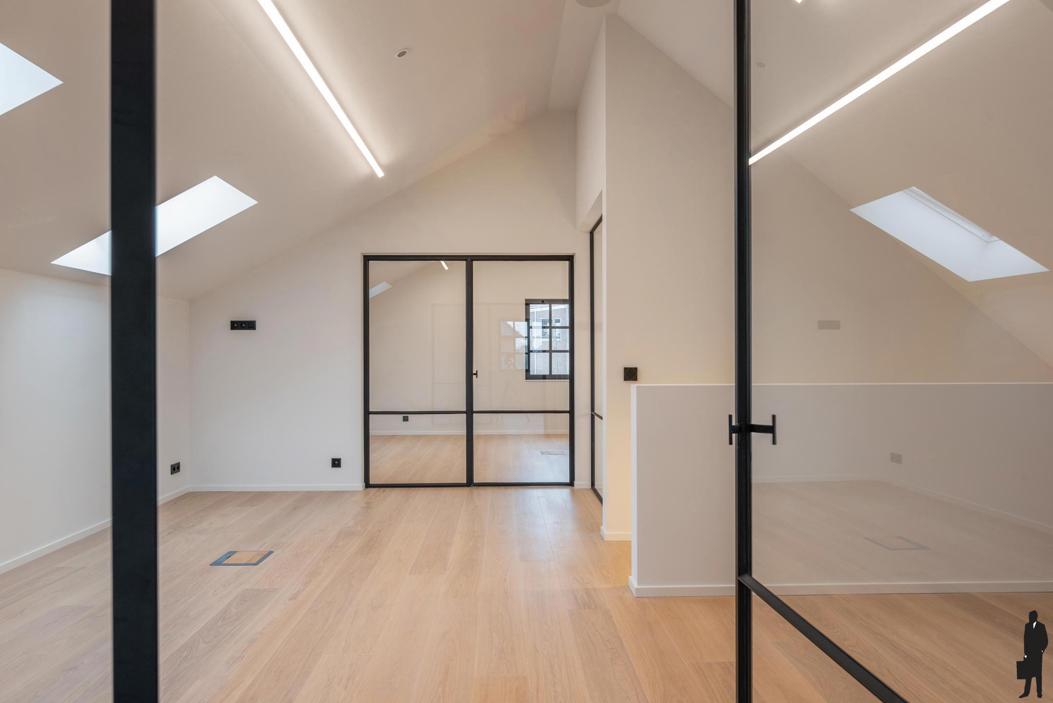 Commercial à louer à Beerse - photo 5