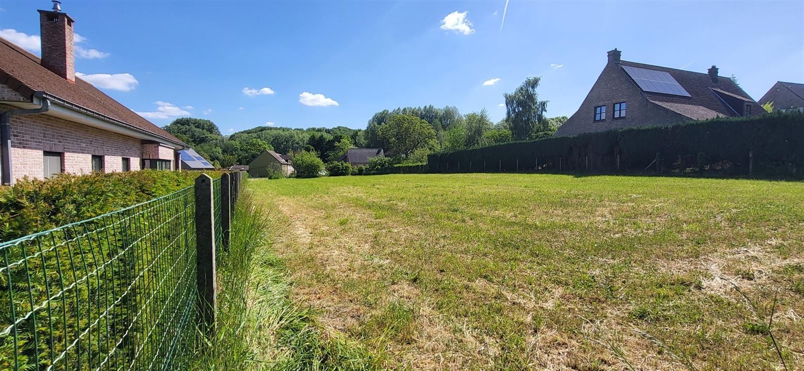 Bouwgrond voor open villabouw van 2440m² te Meerbeke - foto 2
