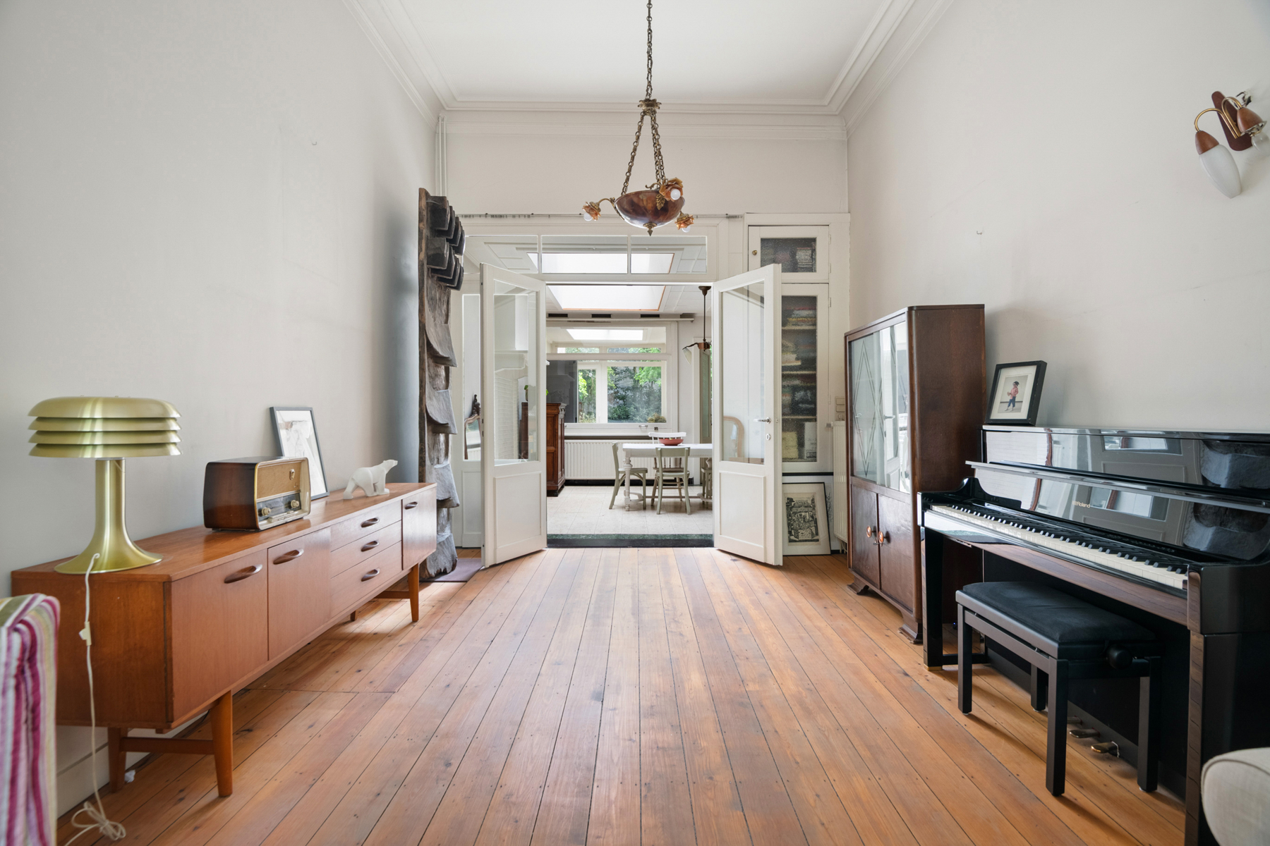 Charmante herenwoning met tuin en renovatiepotentieel - foto 4