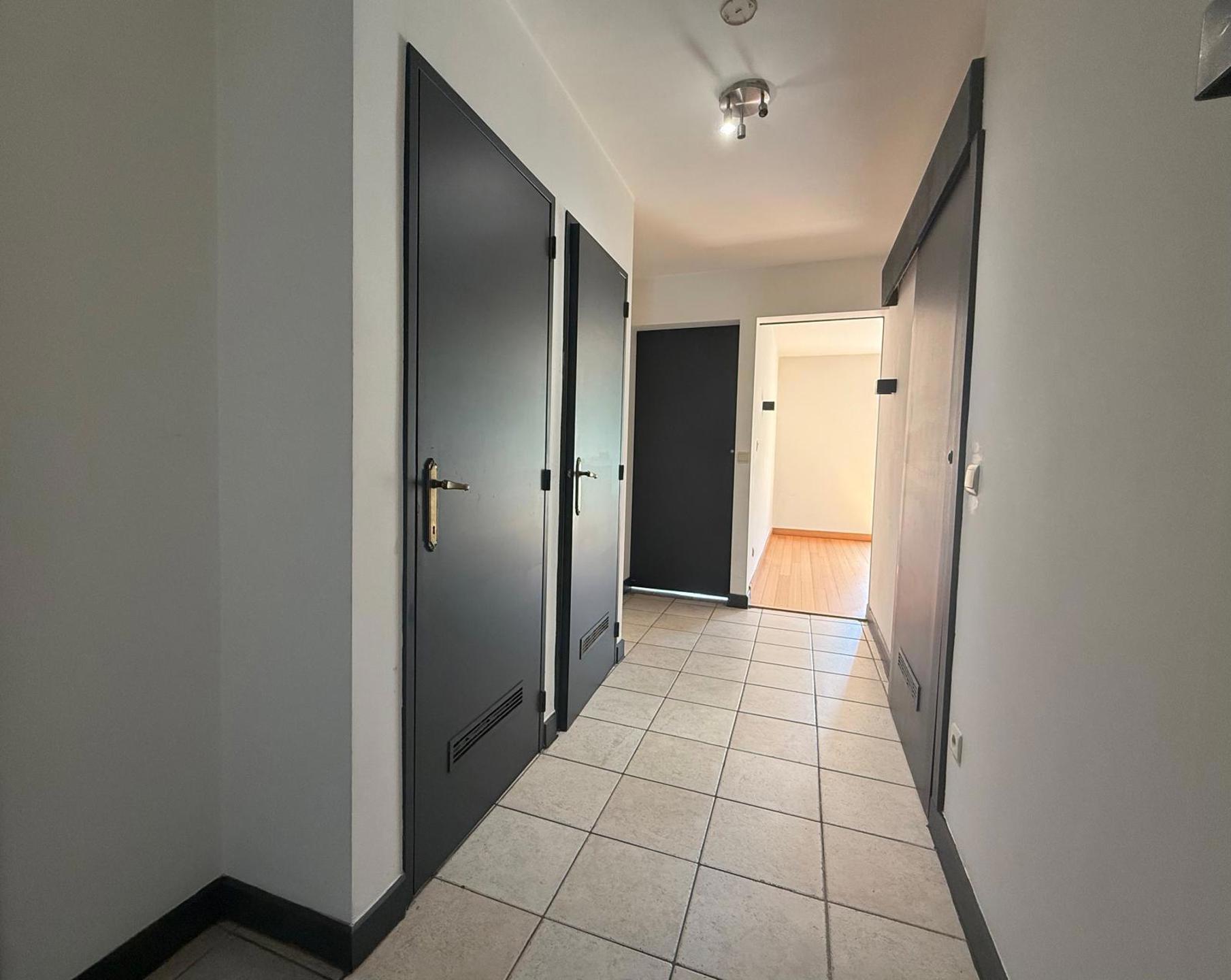 Apartment for rent in Zoersel with 2 bedrooms - photo 4