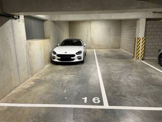 Garage for rent in Aartselaar