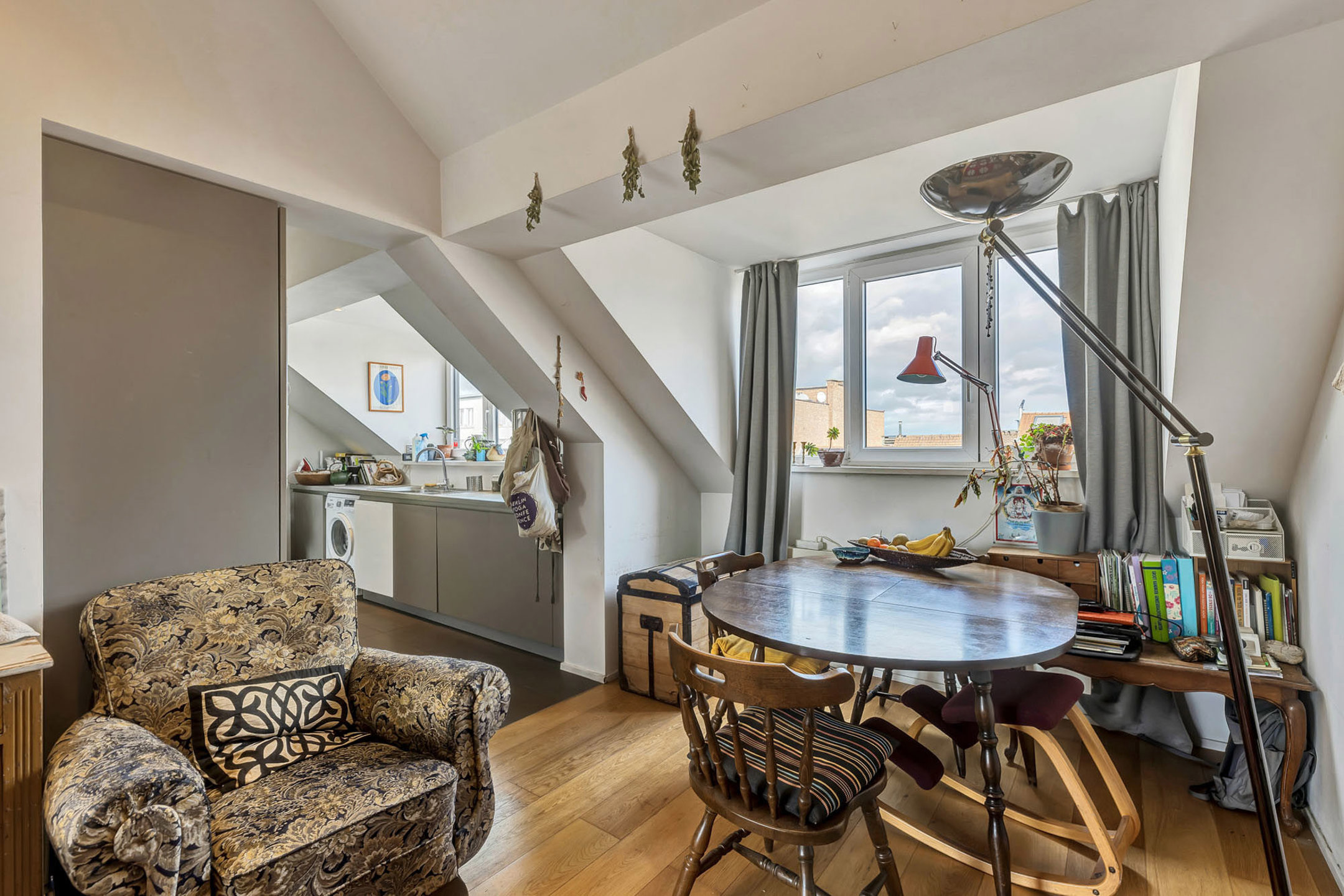 Apartment for sale in Molenbeek-Saint-Jean with 1 bedroom - photo 4