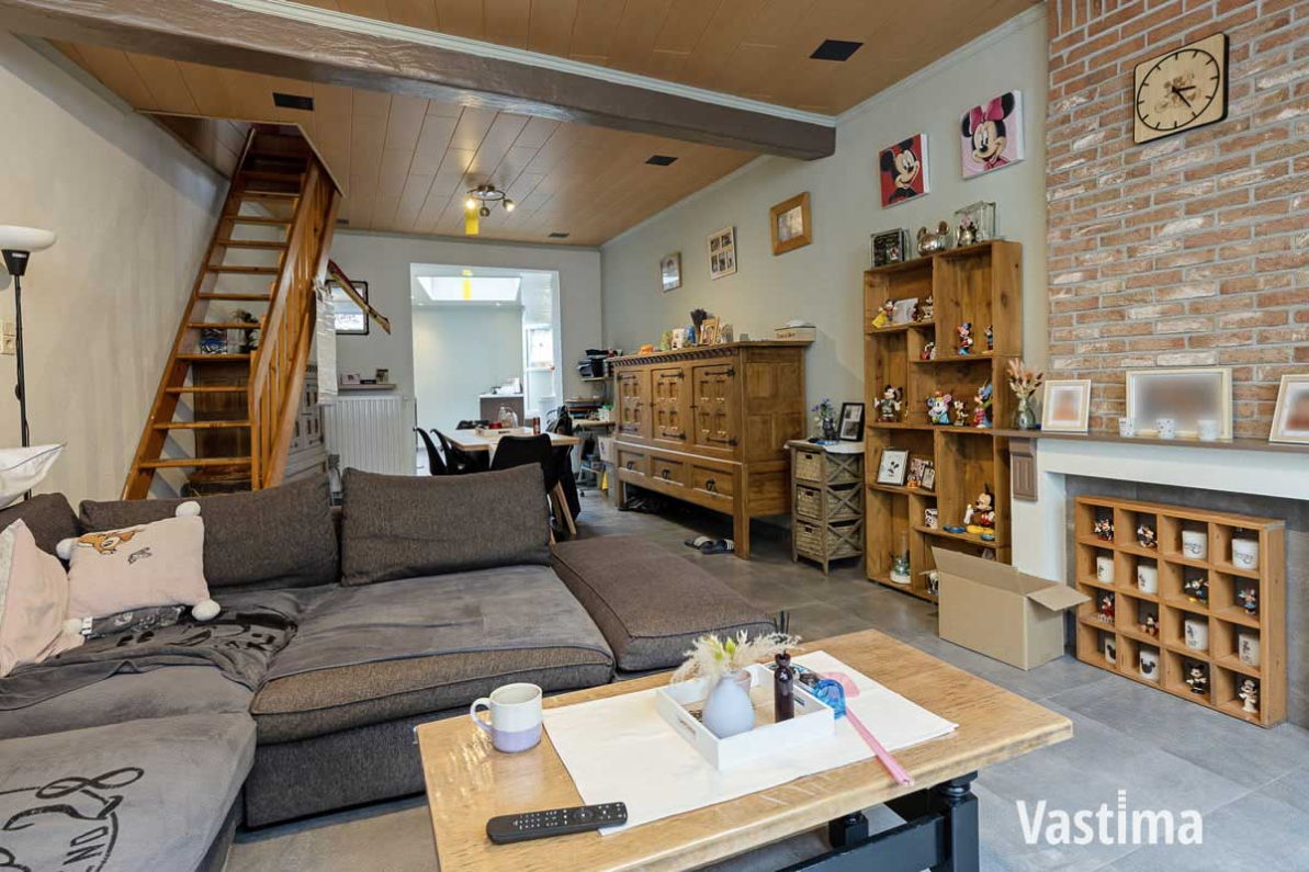 Stadwoning met tuin en 3 slaapkamers - foto 2