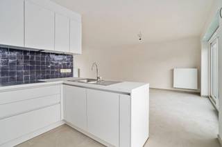 In het landelijke Beerst (deelgemeente van Diksmuide), huisvest deze instapklare nieuwbouwwoning. Deze bevindt zich op wandelafstand van de...