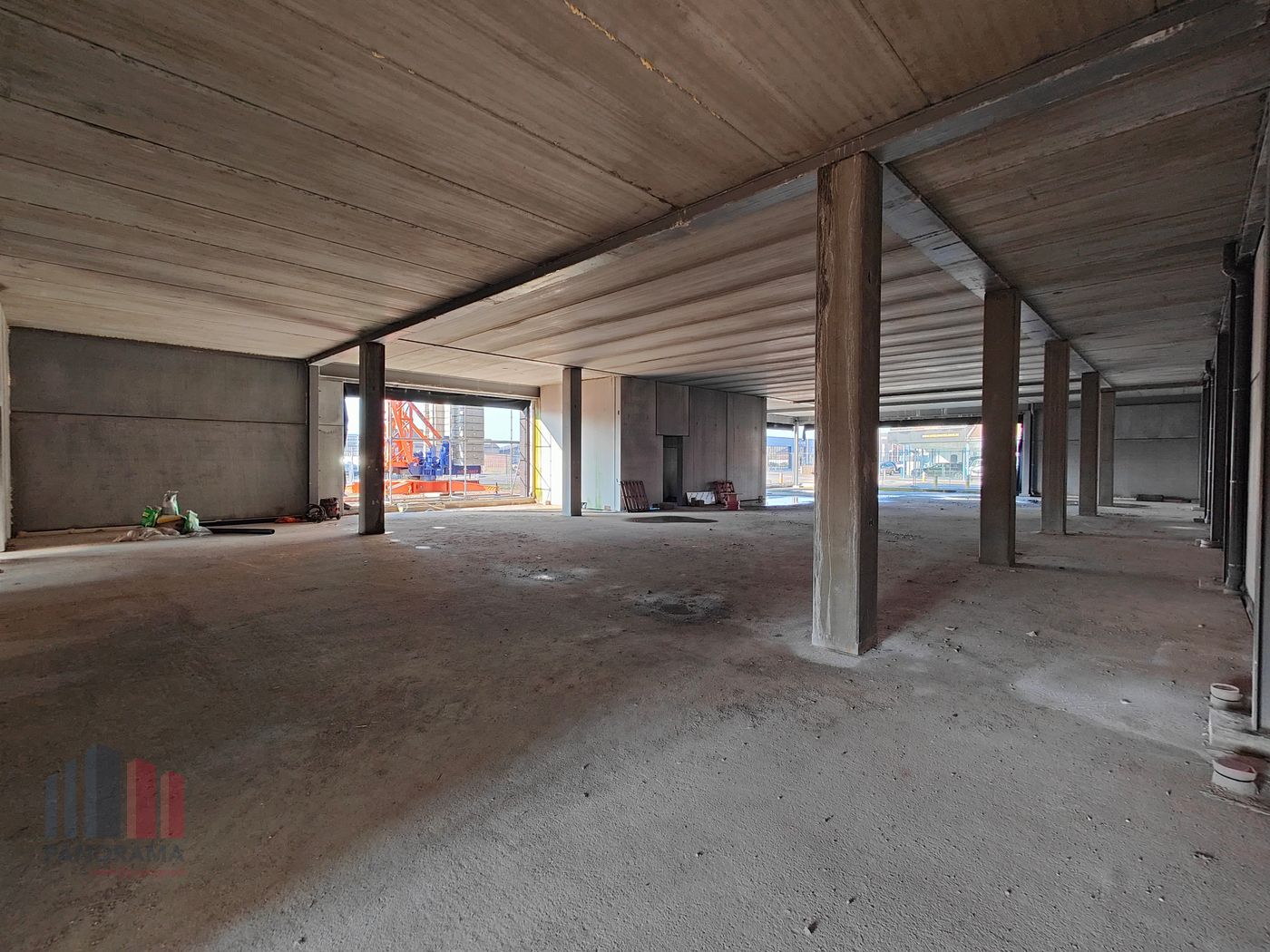 503 m² SHOWROOM/KANTOOR OP ABSOLUTE TOPLOCATIE IN ZEDELGEM - foto 4