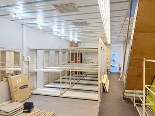 For sale in Deurne at Turnhoutsebaan 94 - a trading house in a commercial and central location in Deurne!The trading house that we offer for sale...