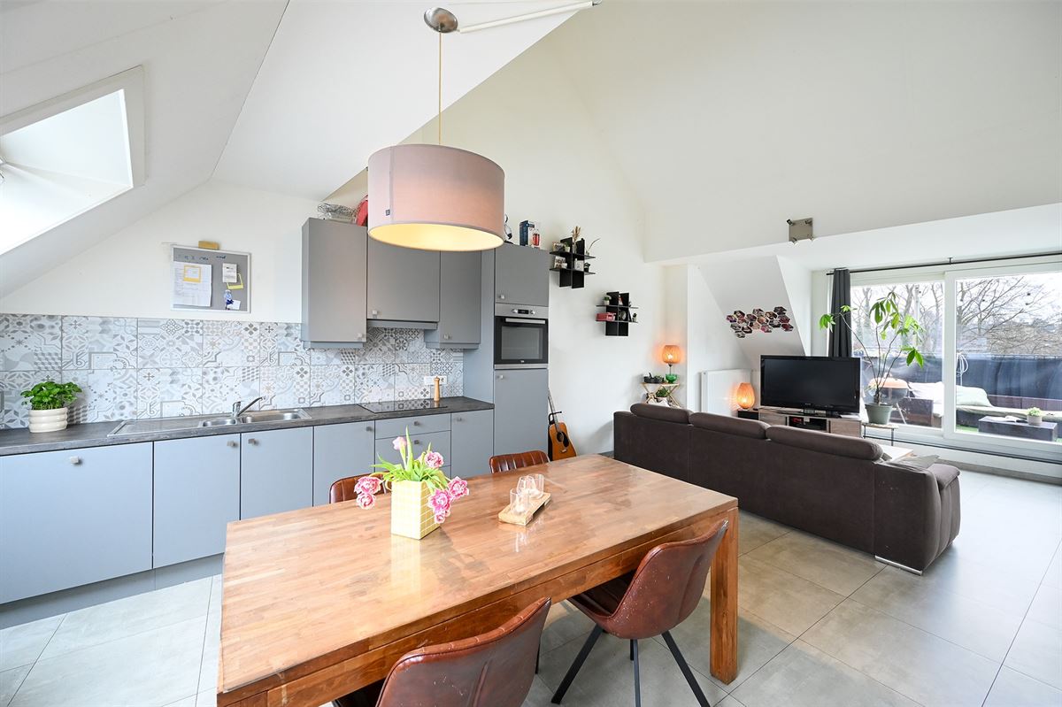 Recent dakappartement op leuke locatie te Putte-Kapellen - foto 2