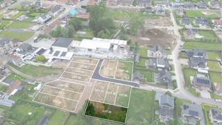 Dit villaperceel in Ooigem (Wielsbeke) is heel gunstig gelegen. Je woont er in de buurt van winkels, scholen en openbaar vervoer. Bovendien geniet...