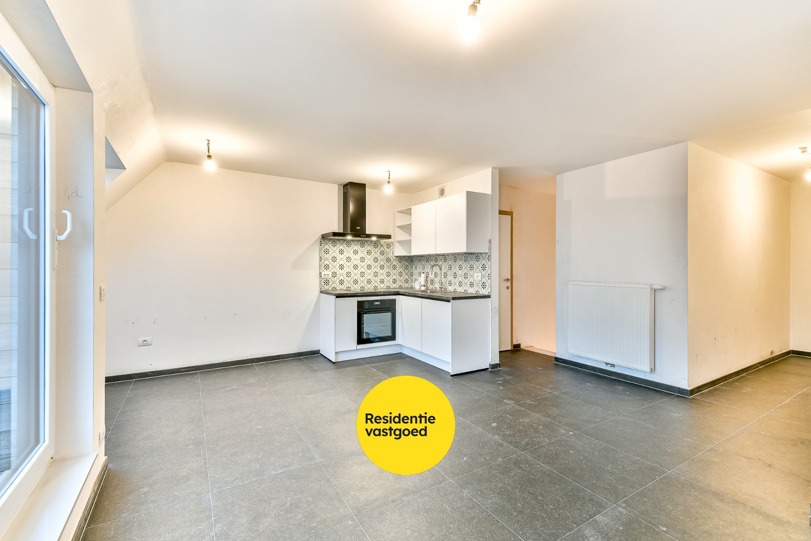 Recent duplex-appartement met standplaats - foto 4
