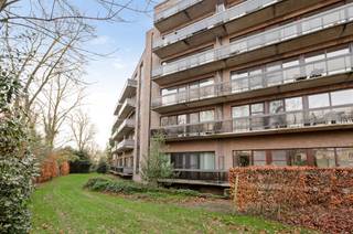 Instapklare assistentiewoning op de tweede verdieping van de "Residentie Lindenhof", gelegen nabij het centrum van Kapellen. M.a.w. openbaar...