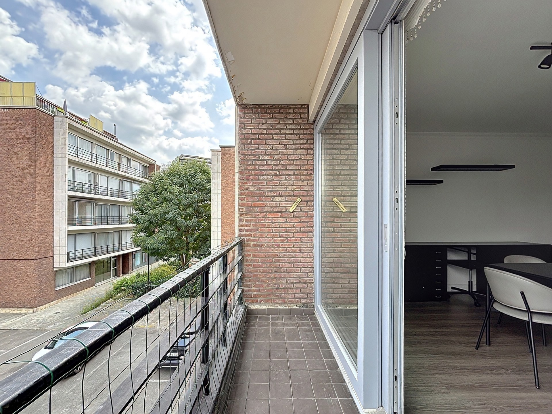 Lichtrijk appartement met 2 slaapkamer + terras en tuin - foto 5
