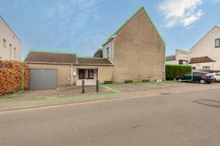 Immo Pické biedt U deze gunstig gelegen woning aan gelegen in de nabijheid van winkels, scholen, openbaar vervoer en de...