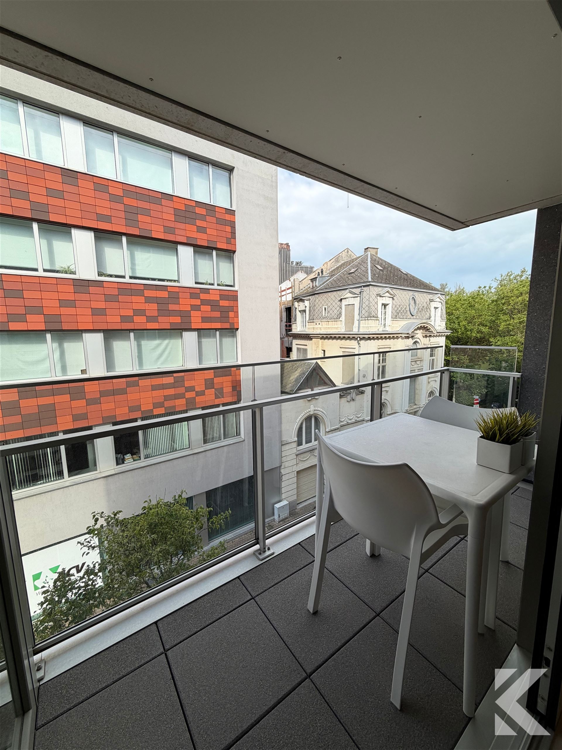 Recent 2-slaapkamerappartement op toplocatie in Oostende - foto 5