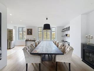 Une vie exclusive avec une vue emblématique : appartement unique dans la rue General Pershing.Êtes-vous à la recherche d'une expérience de vie...