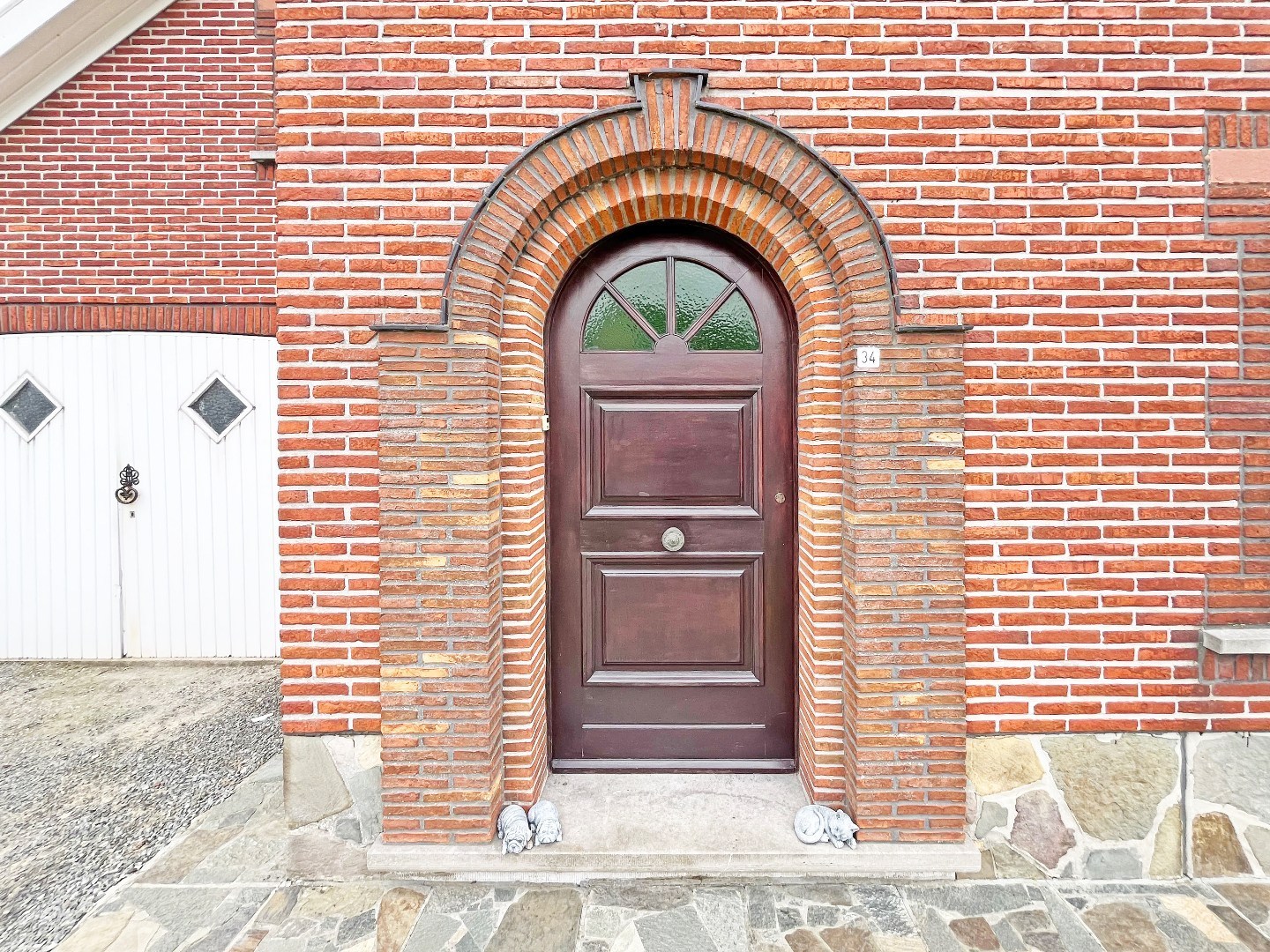 Ruime, solide jaren '50 woning met 2 garages te Nederzwalm - foto 5