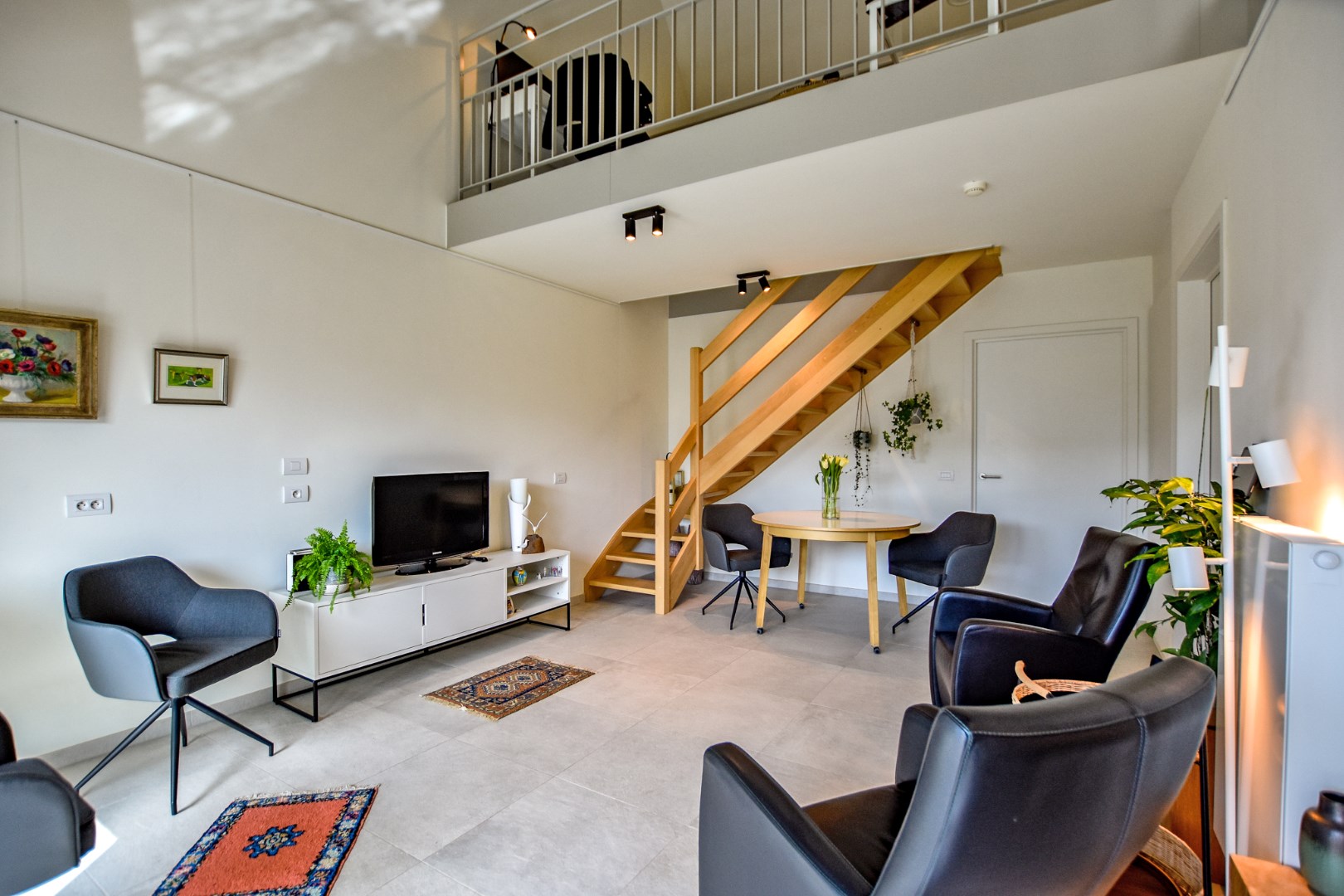 Luxueuze assistentieflat (89m² + 5m² terras) met 2 slaapkamers te Nieuwpoort. - foto 2