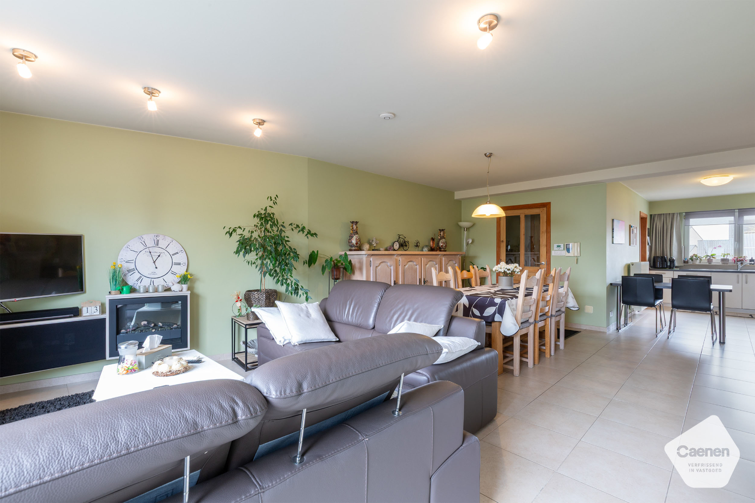 Modern duplexappartement met 3 slaapkamers , staanplaats en ruim zonnig terras! - photo 4