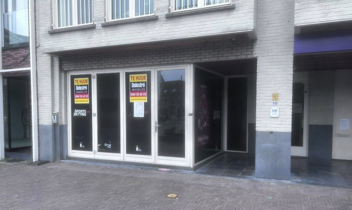 Commercial à louer à Zottegem