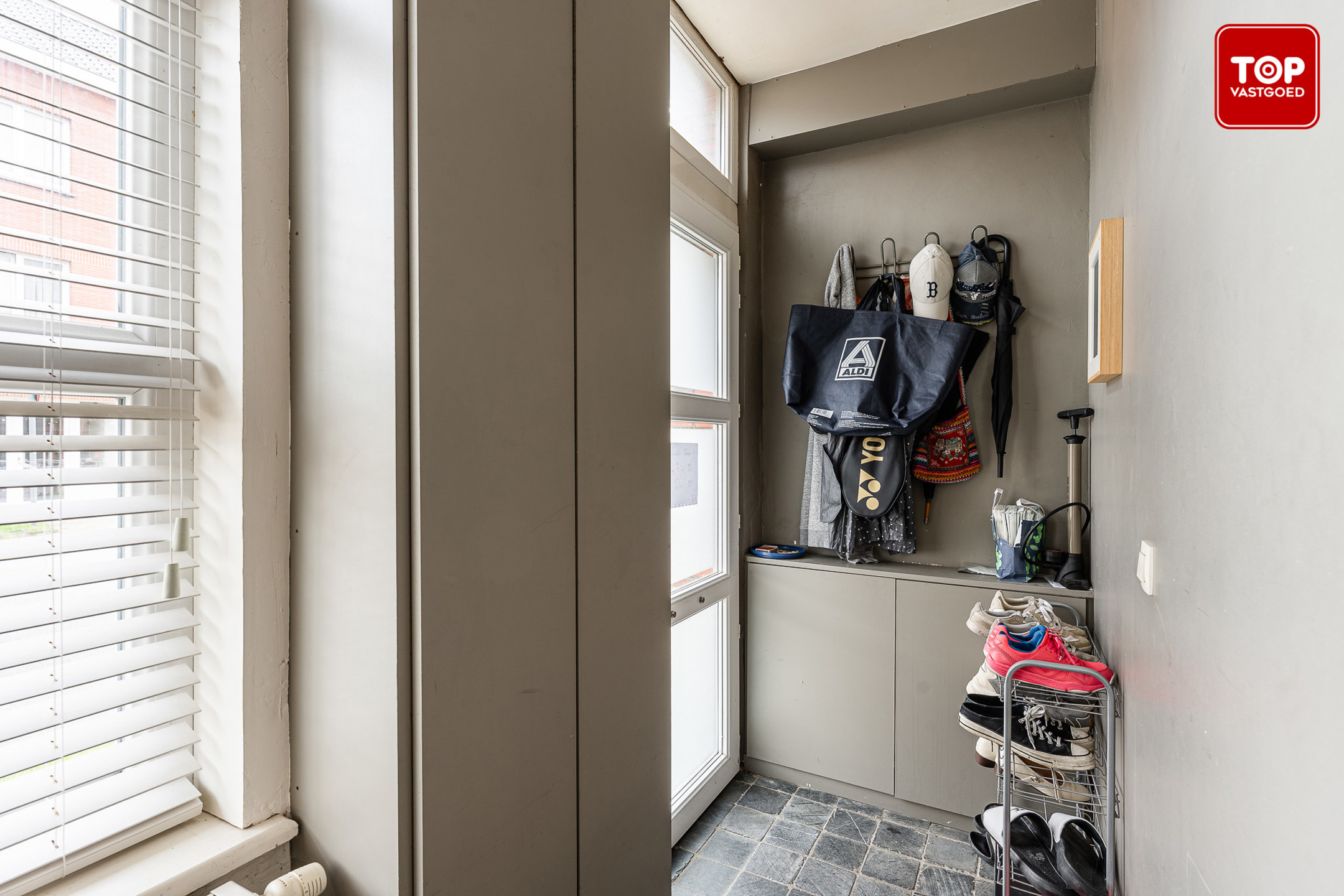 Charmante rijwoning met 4 slaapkamers op een toplocatie  - foto 3