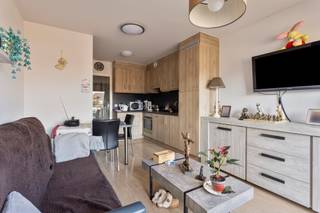 Investeringsappartement te koop in centrum WaregemDit appartement wordt verkocht onder erfpacht (klik hier voor meer info). Dit houdt in dat je...