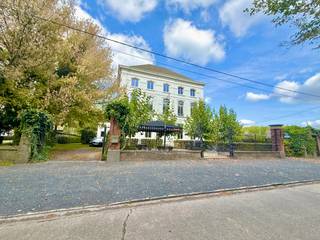Commercial for rent in Evergem