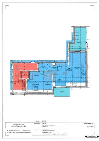 <p><span><strong><u>Duplex nieuwbouwappartement van 117 m² op de 2de en 3de verdieping met 2 slaapkamers.</u></strong></span></p><p><span><span>ER IS EEN OPEN_WERFDAG OP ZATERDAG 25/10 EN ZONDAG 26/10, TELKENS VAN 9.00 UUR TOT 12.00 UUR.</span></span><br /><span><span>GRAAG INSCHRIJVEN VIA </span></span><span><span><u>De Halte</u></span></span><span><span>.</span></span></p><p><span><span>Gezamenlijke inkomhal.</span></span></p><p><span><span>Het appartement zelf: </span></span><br /><span><span><u>2de verdieping</u>: </span></span><br /><span><span>Inkomhal van 5 m² met apart toilet. </span></span><br /><span><span>Woonkamer van 29 m². </span></span><br /><span><span>Geïnstalleerde keuken van 10 m². </span></span><br /><span><span>Berging van 2,5 m². </span></span><br /><span><span>Slaapkamer van 9,5 m² met ensuite badkamer van 5,5 m² en dressing van 5 m².</span></span></p><p><span><span>Zuid-West-georiënteerd terras van 14,5 m². </span></span><br /><span><span>Noord-oost-georiënteerd terras van 7 m².</span></span></p><p><span><span><u>3de verdieping</u>: </span></span><br /><span><span>Nachthal van 4,5 m². </span></span><br /><span><span>Badkamer 2 van 4,5 m². </span></span><br /><span><span>Slaapkamers van 8 m². </span></span><br /><span><span>Bureau van 6,5 m².</span></span></p><p><span><span>BIJZONDERHEDEN: </span></span><br /><span><span>EINDE DER WERKEN VOORZIEN TEN LAATSTE NOVEMBER 2025.</span></span><br /><span><span>Vrije keuze van indeling bij snelle beslissers. </span></span><br /><span><span>Badkamer en keuken nog mee te kiezen.</span></span></p><p><span><span>Stedenbouwkundige inlichtingen: vergunning aanwezig, verkavelingsvergunning, geen voorkooprecht, geen maatschappelijke herstelmaatregel opgelegd, woongebied.</span></span></p><p><span><span> </span></span></p>