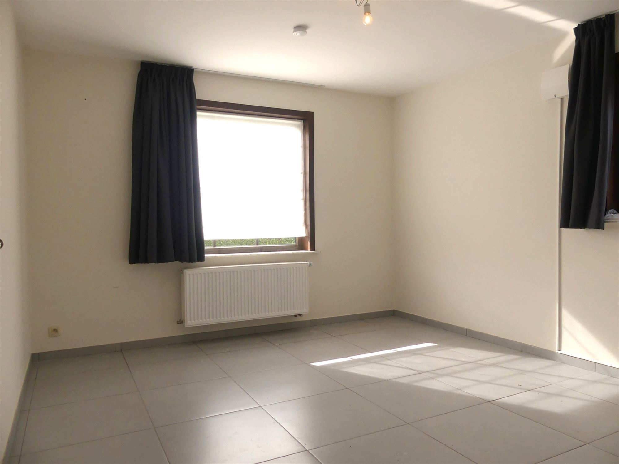 House for rent in Eernegem with 4 bedrooms - photo 5