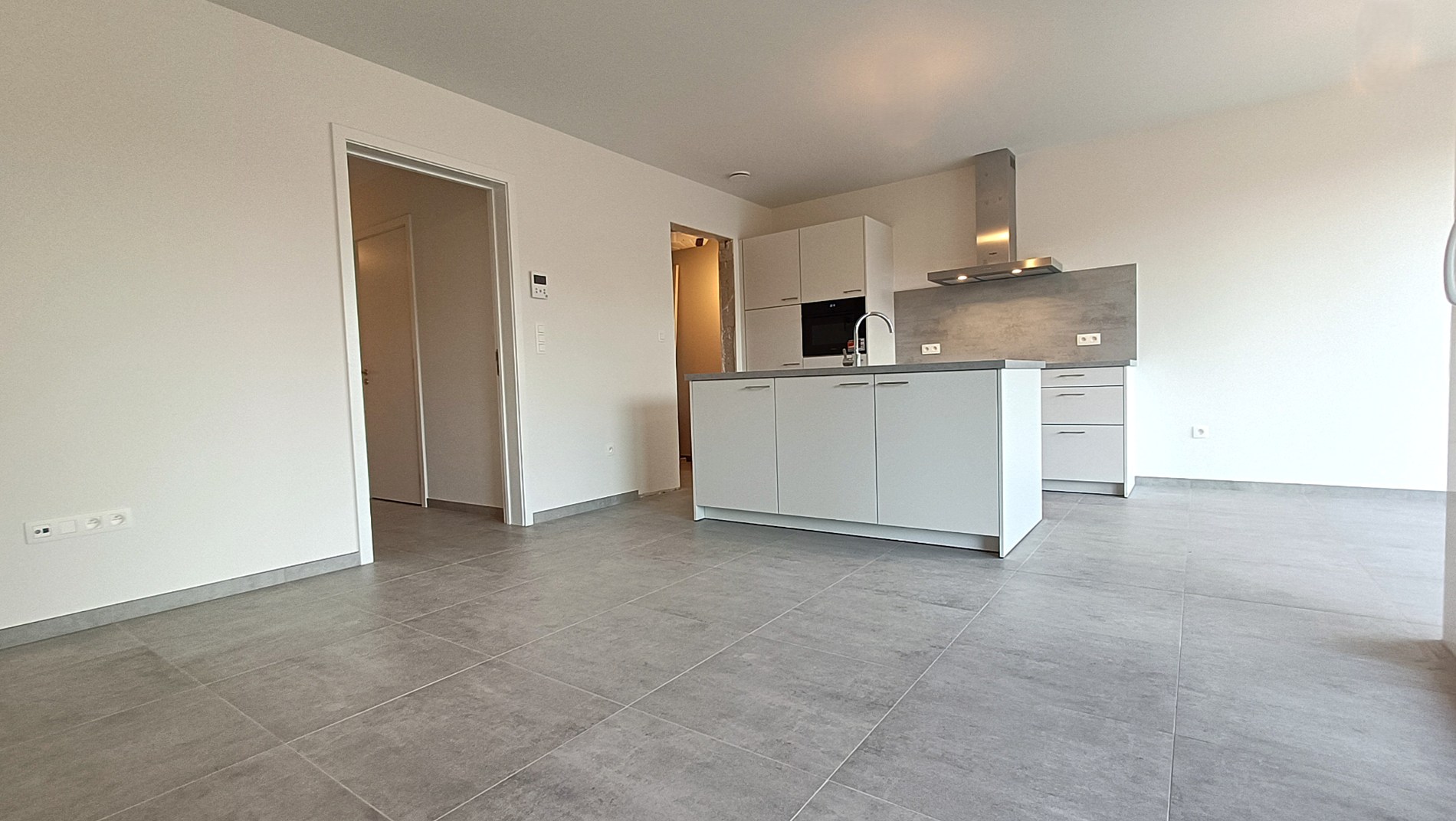 Nieuwbouwappartement met tuin en terras - foto 5