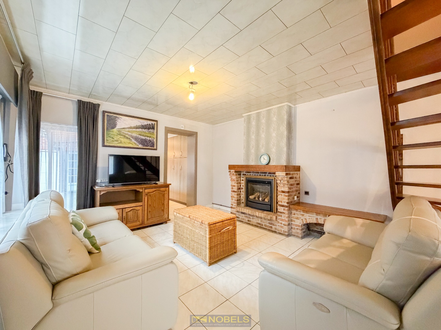 Te koop, Te renoveren halfopen bebouwing met garage en tuin op gunstige ligging te Heusden! - photo 5