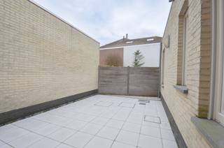 Charmante maison centrale (maison kangourou), située à proximité de la rue Keuvelhoek.Cette propriété polyvalente offre de nombreuses possibilités et...