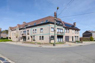 RUIM APPARTEMENT MET 3 SLAAPKAMERS, BALKON, KELDERBERGING EN GARAGEBOX IN BEVERST*** Bekijkt U het appartement via een aanverwante website? Surf...