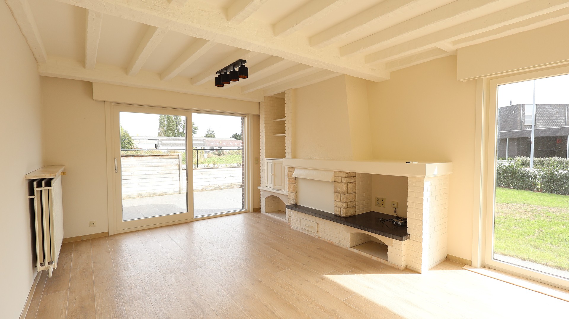 Verzorgde alleenstaande gelijkvloerse woning te Roeselare! - foto 5