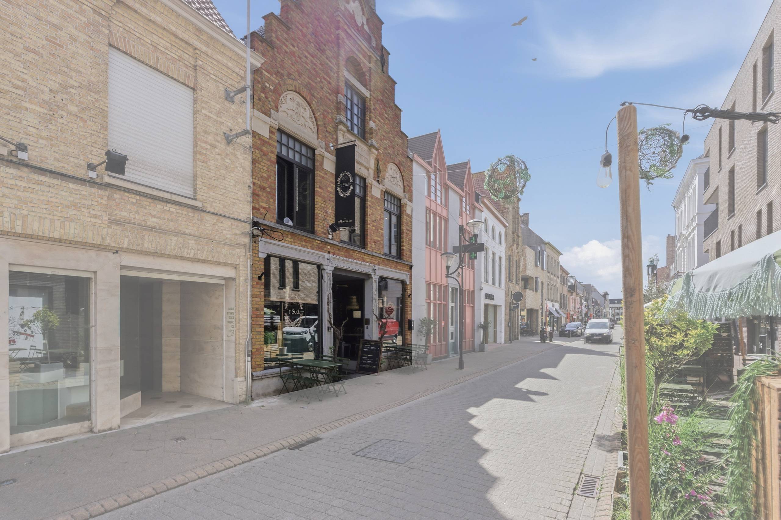 Commercial for sale in Veurne