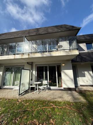 In een groene en rustige recreatieve omgeving aan de Hengelhoefdreef bevindt zich deze gezellige studio. Dankzij de praktische indeling en...