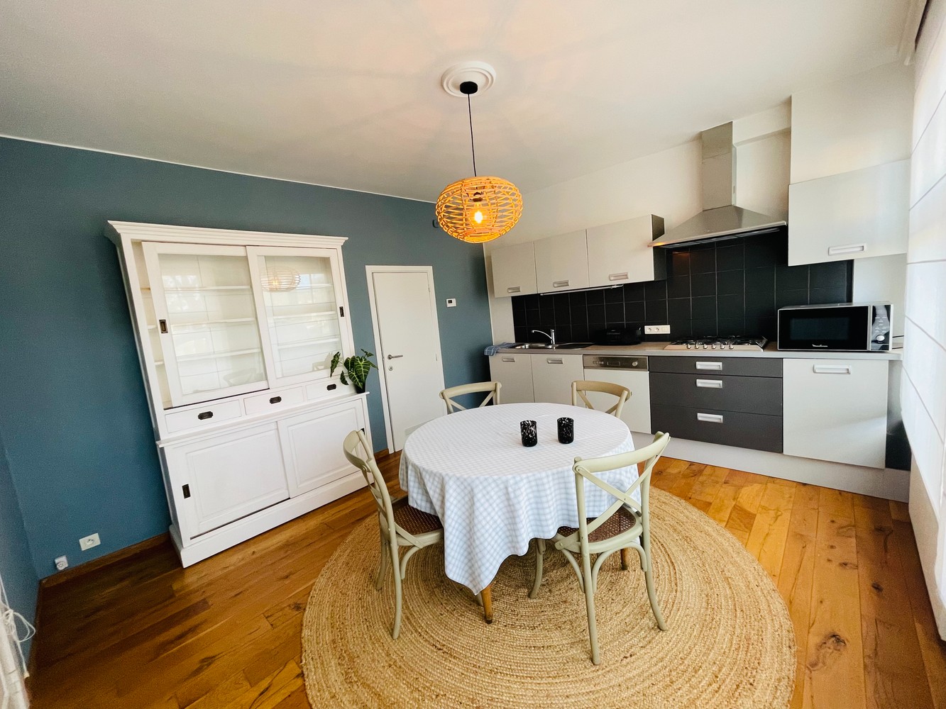 Brugge centrum, met zicht op Potterierei, Tot in de puntjes verzorgd energiezuinig woonhuis , 1 slaapkamer. - foto 5