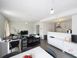 BRUSSEL, in het recente project "Canal Wharf", tegenover Tours & Taxis, mooi appartement met 2 slaapkamers van ±… m² bewoonbare oppervlakte gelegen...