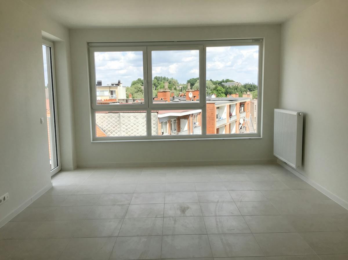 Lichtrijk appartement van 2022 met terras te Zellik. - foto 4