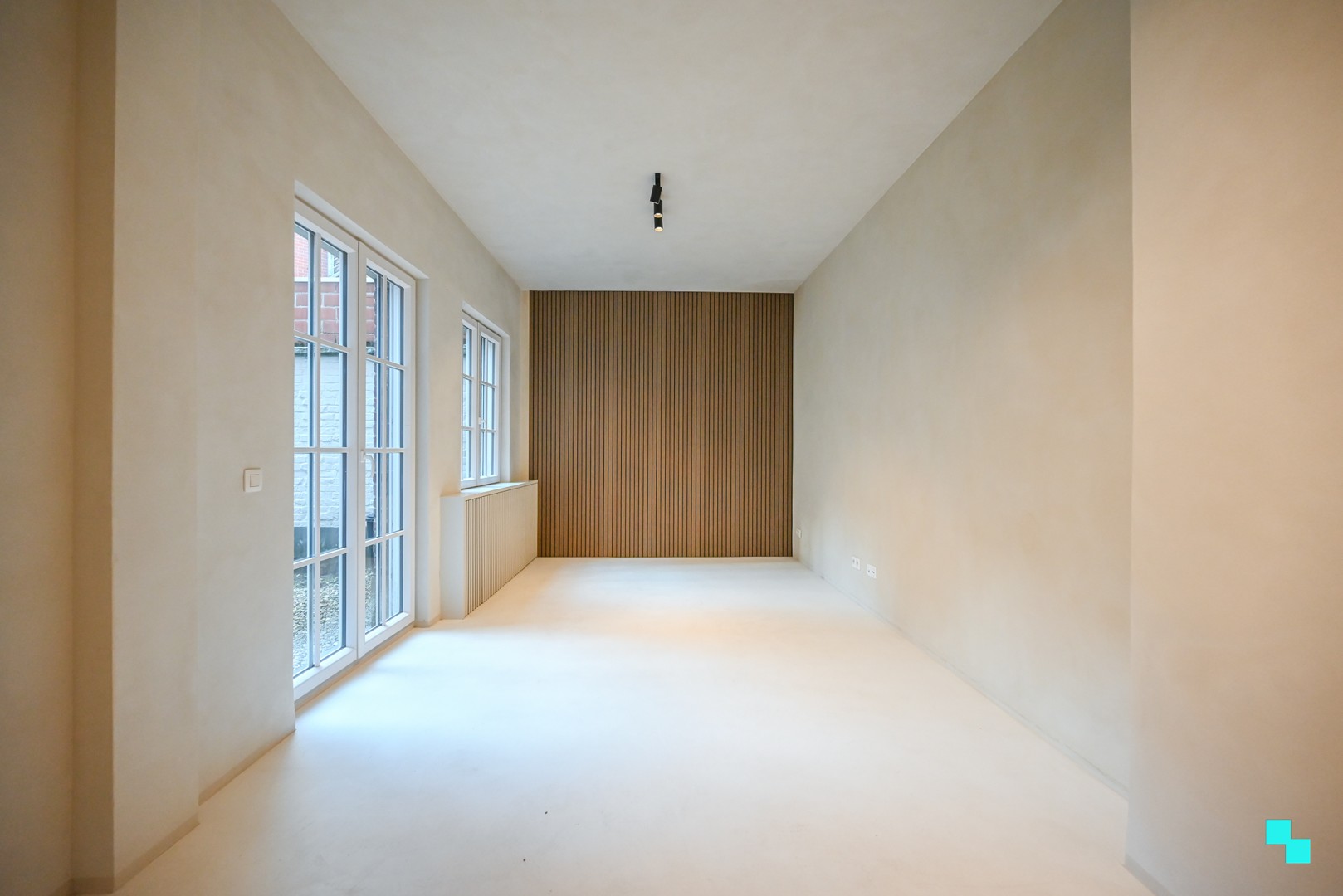 Stijlvol gerenoveerd appartement in hartje Kortrijk - photo 5