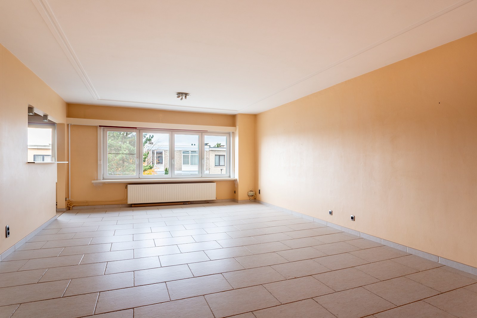 Apartment for sale in Antwerp with 2 bedrooms - photo 2