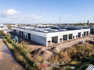 KMO-park Zilleghem bestaat uit 18 KMO-units en 2 kantoren, waarvan op heden nog maar enkele units te koop zijn!Gelegen op het bedrijventerrein 'De...