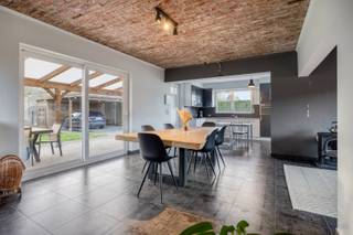 Gezinswoning met 3 slaapkamers op perceel van 67a 89ca te koop in MeerhoutDeze instapklare gezinswoning is gelegen in de Vaartstraat 13 te Meerhout,...