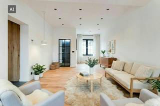 Deze schitterende, tussen 2024 en 2025 volledig vernieuwde woning combineert modern wooncomfort met een hoogwaardige afwerking. Dankzij de grondige totaalrenovatie beschikt het pand over een gunstig EPC-label A (31 kWh/m² per jaar), mede door de aanwezigheid van driedubbel glas, doorgedreven dak- en muurisolatie en een vernieuwd dakgebinte met stormpannen. <br />Bij de renovatie is werkelijk aan alles gedacht: van volledig nieuwe roosteringen en kwalitatieve vloeren tot een moderne, gebruiksklare infrastructuur met een voorziene aansluiting voor regenwater.<br /><br />INDELING:<br />-Gelijkvloers: leefruimte (39 m²) met massieve parket. Een moderne, volledig geïnstalleerde open keuken (24 m²) met inductiekookplaat, dampkap, heteluchtoven, microgolfoven, koelkast, diepvries en vaatwasmachine, met keramische vloer. Een badkamer (12 m²) met ligbad, inloopdouche, dubbel lavabomeubel in massieve eik met natuursteen en toilet. Praktische berging (8 m²).<br />-1e verdieping: Nachthal met toegang tot 3 volwaardige slaapkamers (respectievelijk 14 m², 12 m² en 10 m²) afgewerkt met laminaatvloer, apart toilet.<br />-2e verdieping: 2 grote slaapkamers (beide 19 m²) voorzien van laminaat en vernieuwde dakramen.<br /><br />ALGEMENE INFO:<br />-EPC A;<br />-Slaapkamers: 5;<br />-Driedubbel glas;<br />-Zonnepanelen (11 stuks);<br />-Warmtepomp (lucht-water);<br />-Gelijkvloers: vloerverwarming; Verdiepen: airco warm-koud;<br />-Recente totaalrenovatie: 2024-2025;<br />-Terrein: 469 m², toegang mogelijk via achterliggende Sint-Pieterswijk;<br />-Bewoonbaar: 239 m²;<br />-Oriëntatie: Zuid-Oost;<br />-Regenwaterput (3.000L)<br /><br />Vermelde prijs is een instelprijs.<br /><br /><br /><br />Bestuursmaatregelen in het maatregelenregister: nee<br /><br />Deze AI-visualisaties zijn bedoeld als inspiratie. Er werd geen rekening gehouden met technische specificaties, stedenbouwkundige voorschriften of de concrete mogelijkheden tot realisatie.