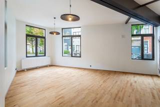 Instapklaar appartement op een zuchtje van Park Spoor NoordWelkom in de Oranjestraat 92 — hier woon je op een zucht van Park Spoor Noord. De straat...