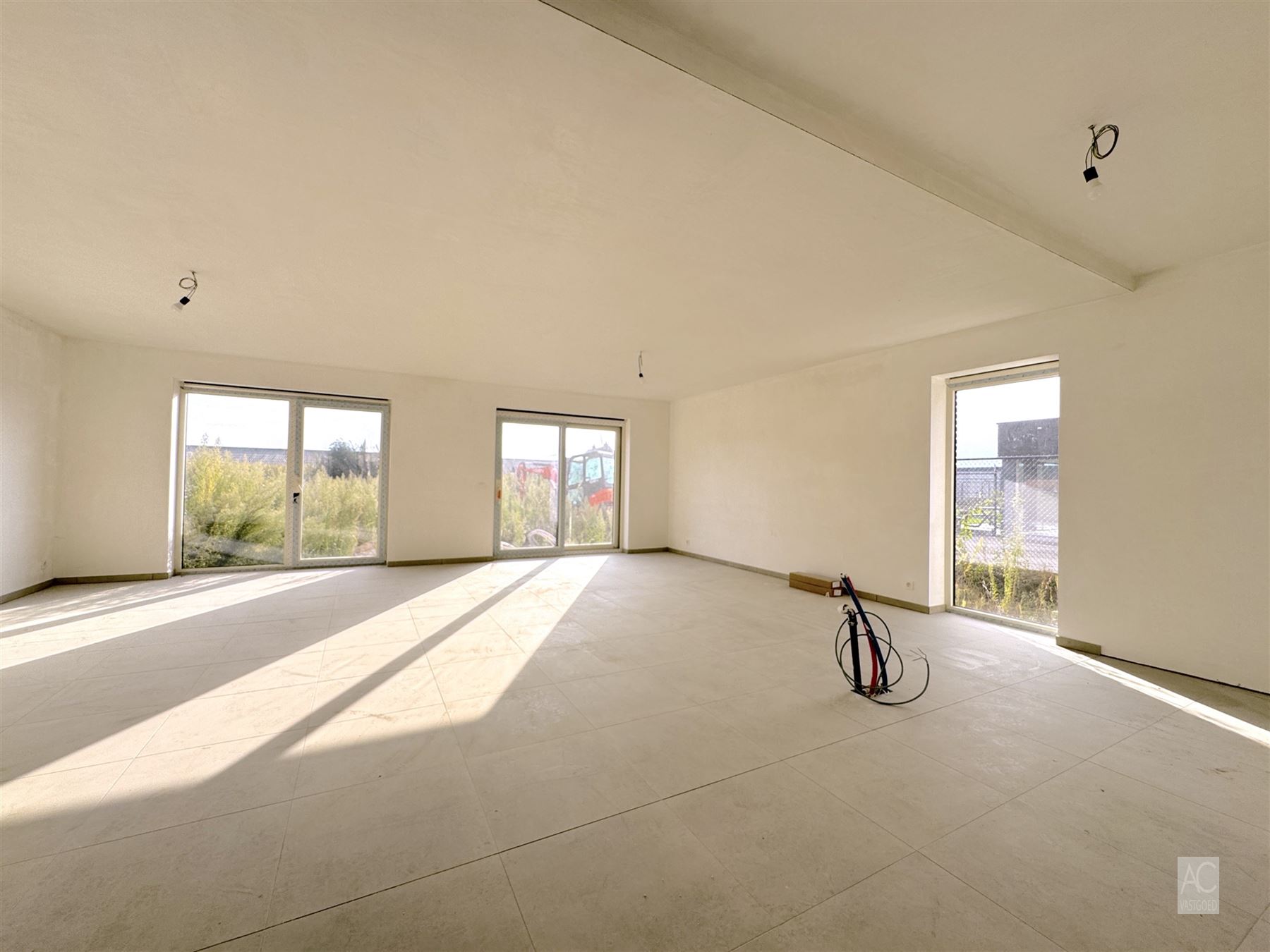 Apartment for sale in Sint-Gillis-Waas with 2 bedrooms - photo 2