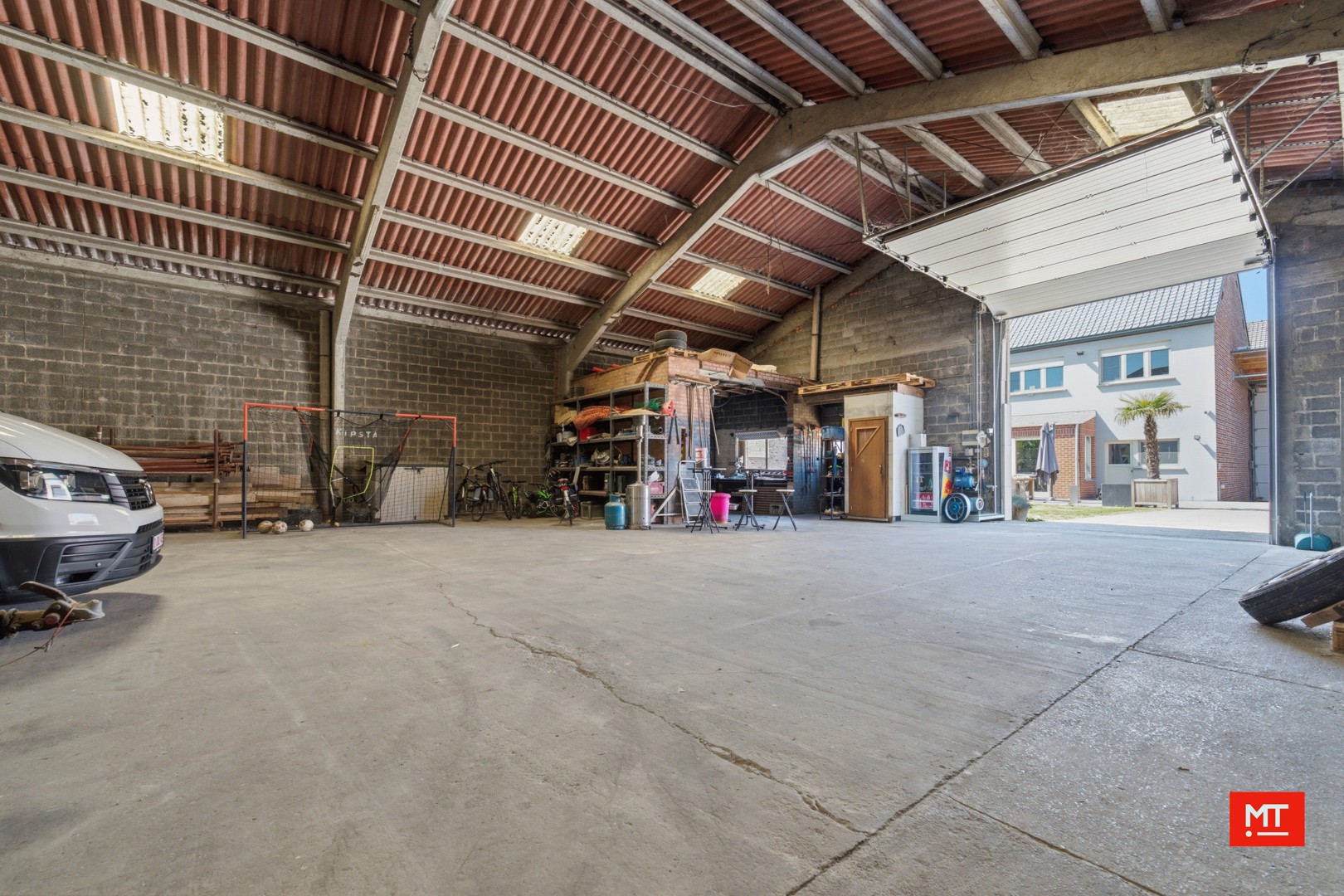 Ruime, instapklare woning met loods in het centrum van Wervik - foto 5