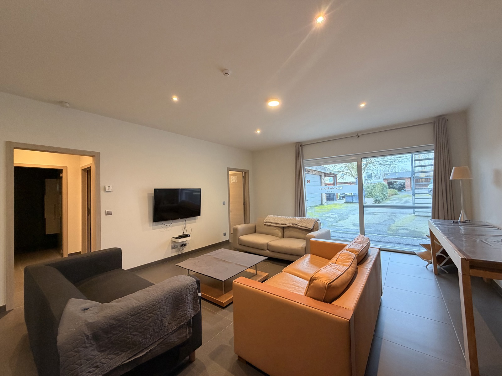 Te koop: Appartement met tuintje op unieke groene locatie! - foto 1