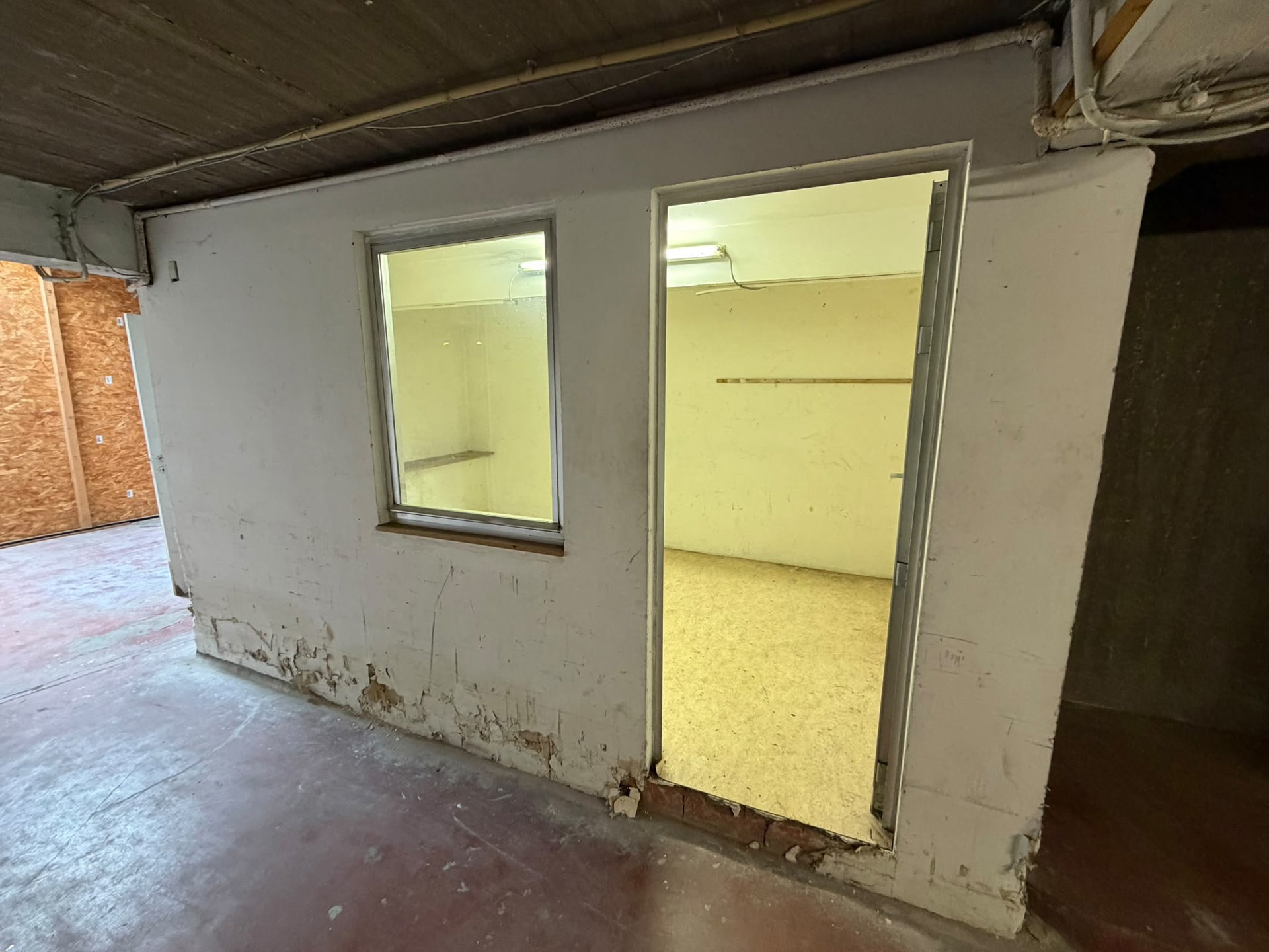 Dubbele bestemming: parkeergarage of opslagruimte van ±185m² - foto 5