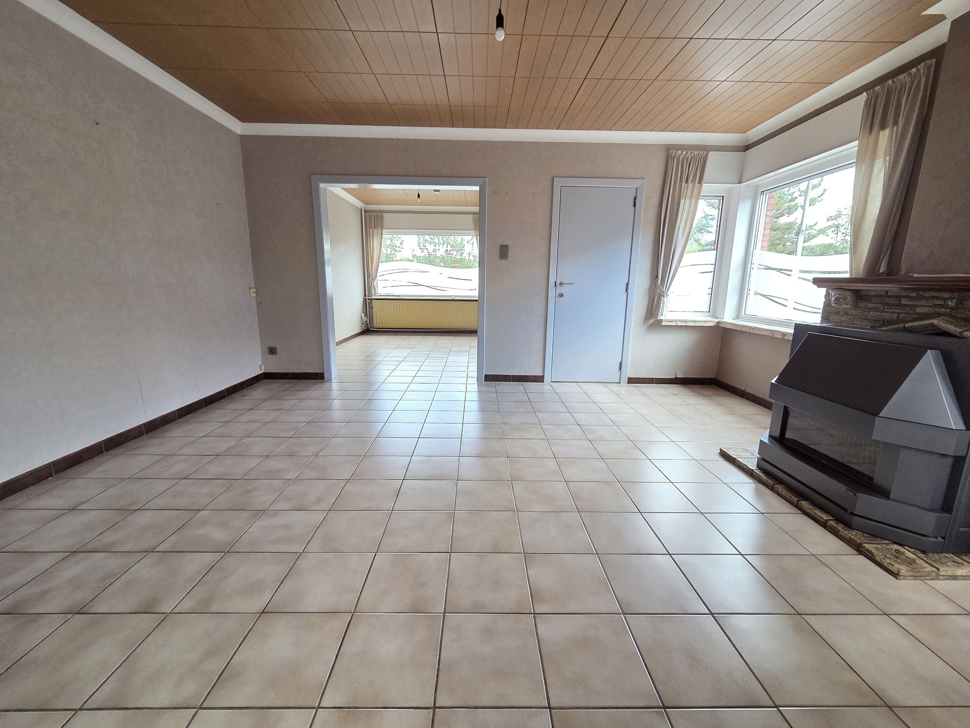 Charmante gezinswoning met 4 slpks op een mooi zuidgericht perceel van 990 m² - foto 4